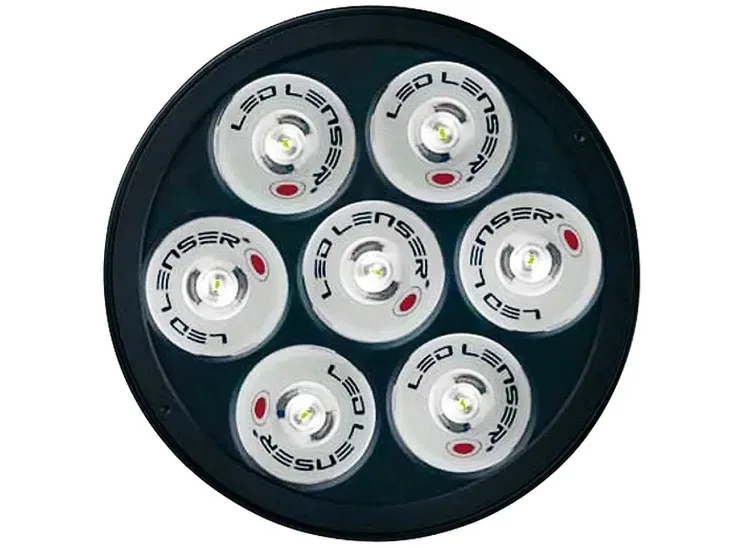 latarka-ledlenser-x21r-waga-2000-g-stan-nowy