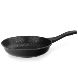 patelnia-z-powloka-nieprzywierajaca-kela-sred-28-cm