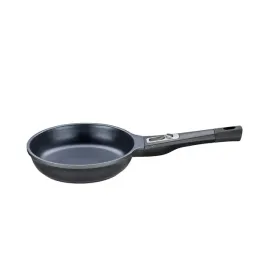 aluminiowa-patelnia-z-powloka-nieprzywierajaca-kuchenprofi-odlaczana-raczk
