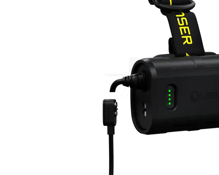 latarka-ledlenser-h15r-work-stan-nowy