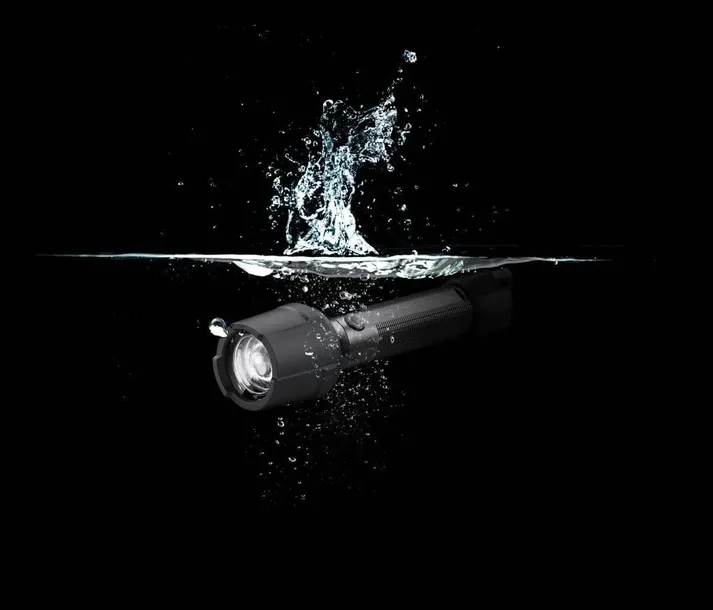 latarka-ledlenser-p6r-work-stan-nowy