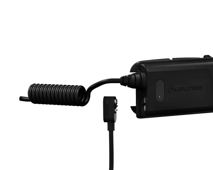 latarka-ledlenser-h5r-core-stan-nowy