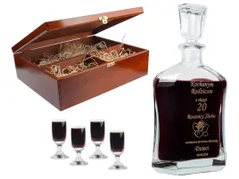 prezent-urodziny-1-99-lat-rocznica-slubu-z-4-kieliszkami-w-etui-0003k4