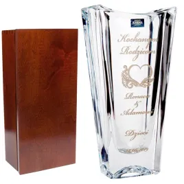wazon-grawer-dzien-kobiet-mamy-babci-urodziny-w-drewnianym-etui-0056a