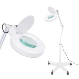 stojaca-lampa-ze-szklem-powiekszajacym