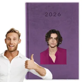 kalendarz-2026-a5-fioletowy-planer-niedziele-imp-timothee-chalamet-01
