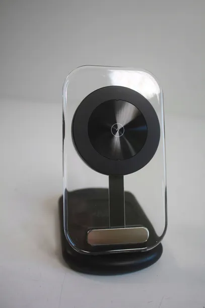 ladowarka-indukcyjna-3w1-stacja-ladujaca-skladana-do-apple-usb-c-zlacza-usb-typ-c