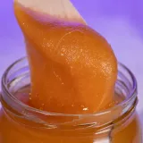 miod-wrzosowy-1050g-rodzaj-miod-nektarowy