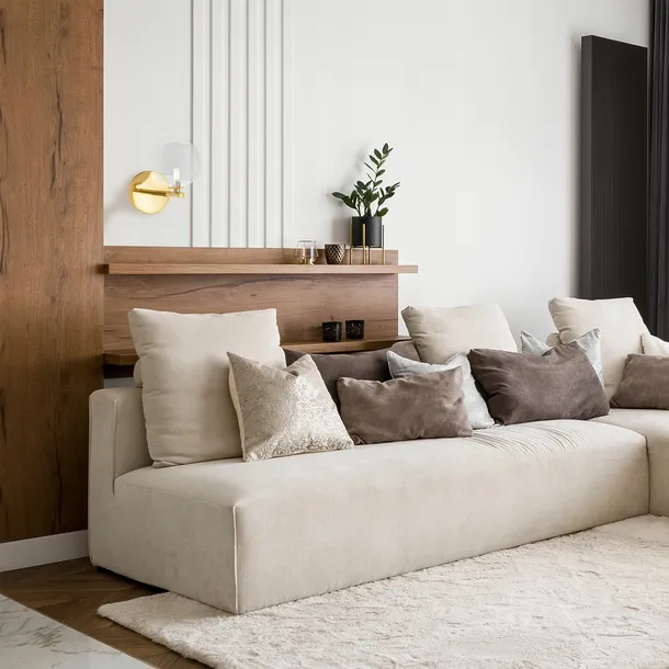 lampa-scienna-kinkiet-zloty-szklana-kula-gold-glam-material-dominujacy-metal