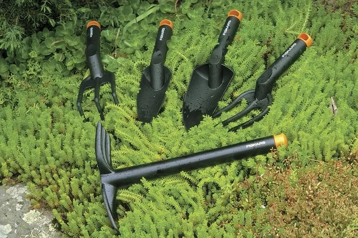 fiskars-kultywator-1001600-solid