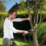 fiskars-pila-do-galezi-1000614-xtract