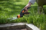 fiskars-nozyce-do-trawy-1000589-servo-system-gs42