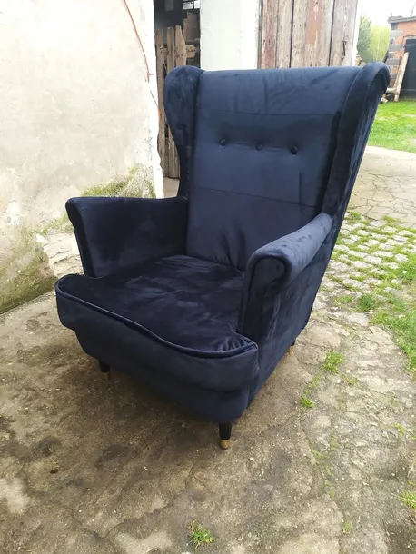 fotel-uszak-styl-skandynawski-szerokosc-siedziska-49-cm