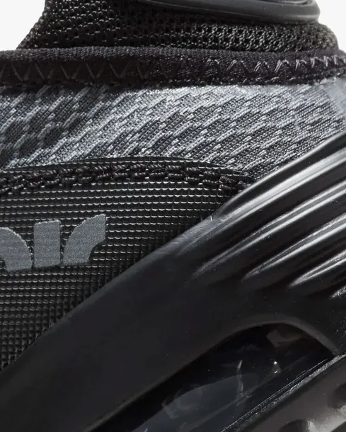 nike-air-max-2090-ps-bohater-brak