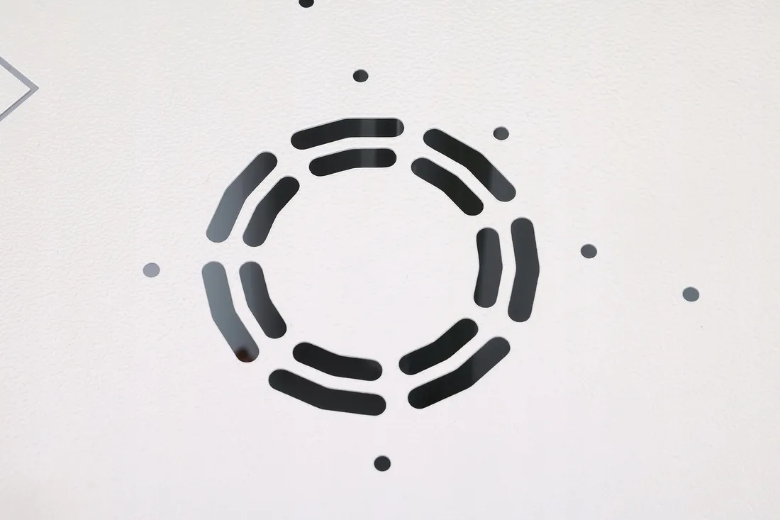 szafa-sieciowa-digitus-dynamic-basic-szara-12u-montaz-scienny-450mm