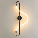 kinkiet-lampa-scienna-long-black-lina-led-barwa-swiatla-bialy-neutralny