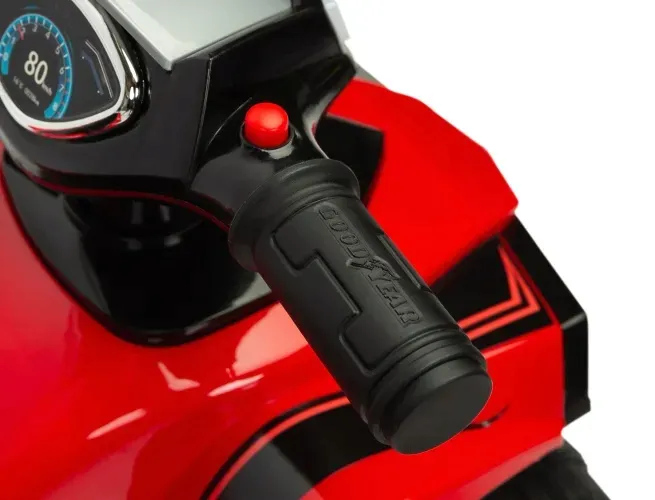 jezdzik-quad-goodyear-red