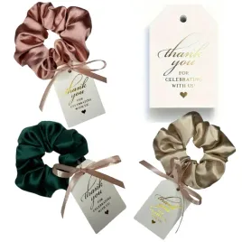 upominek-na-wieczor-panienski-prezent-gumka-do-wlosow-satynowa-scrunchie