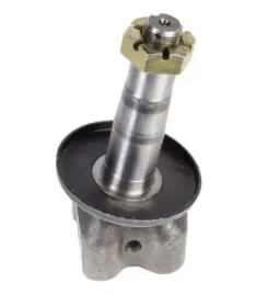 czop-zwrotnicy-piasty-kola-przedniego-z-nakretka-16-ursus-c-330-c-360