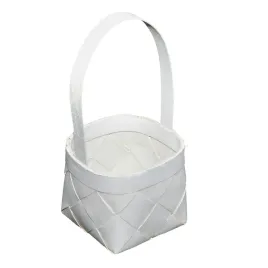 bialy-koszyczek-z-luby-lubianka-na-kwiaty-do-sypania-kwiatkow-na-boze-cialo