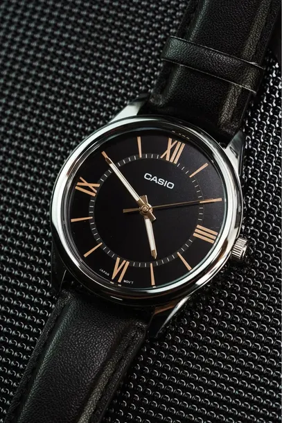 zegarek-meski-casio-mtp-v005l-1b5-marka-casio