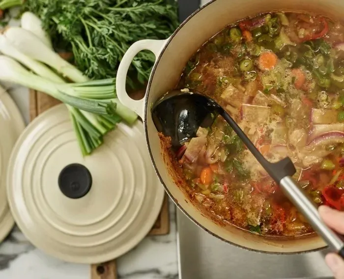 chochelka-silikonowa-elevate-joseph-joseph-kod-produktu-10572