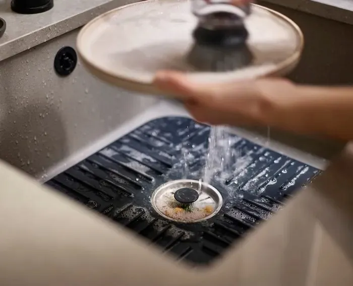 mata-do-zlewu-s-sinkshield-joseph-joseph-kod-producenta-851700