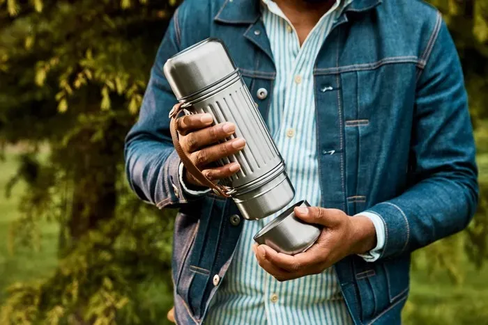 termos-1-l-black-blum-kod-produktu-bam-ef001