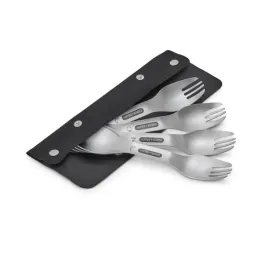 zestaw-4-stalowych-sztuccow-black-blum