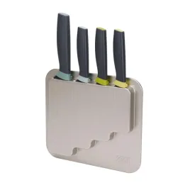 zestaw-nozy-elevate-w-bloku-na-drzwiczki-joseph-joseph