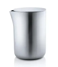 mlecznik-ze-stalowa-pokrywka-250-ml-basic-blomus