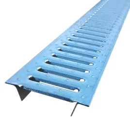 odwodnienie-liniowe-solidna-kratka-sciekowa