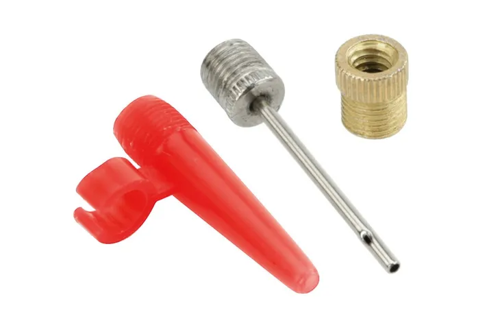 pompka-nozna-z-manometrem-0-7bar-do-samochodu-garazu-uniwersalna-marka-lampa