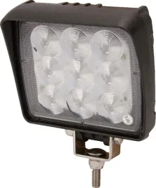 lampa-robocza-led-kwadratowa-18w-2160lm-12-36v-z-gniazdem-deutsch-swiatlo