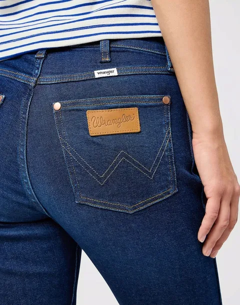 wrangler-sienna-weathered-rinse-damskie-spodnie-jeansowe-rurki-7-8-w30-l30-rozmiar-30-30