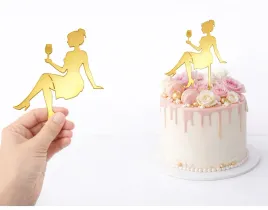 topper-na-tort-urodziny-kobieta-z-kieliszkiem-plexi