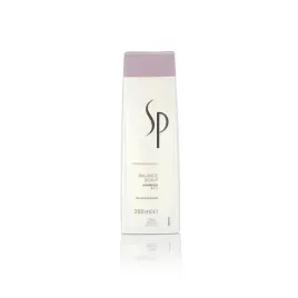 szampon-kojacy-do-wrazliwej-skory-glowy-wella-sp-balance-scalp-250-ml