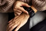 smartwatch-huawei-watch-d-czarny-transmisja-danych-brak