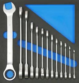 wklad-wozka-560-mm-klucze-plasko-oczk-8-32-mm-z-grzechotka-13-szt