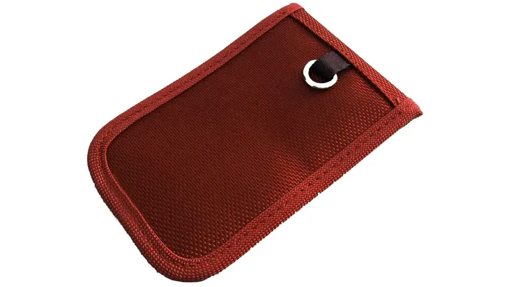 etui-na-kluczyk-keyless-rozmiar-m-czerwone-stan-nowy