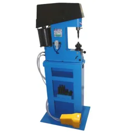 nitownica-do-szczek-hamulcowych-zintegrowana-podstawka-sila-i-precyzja-45kn