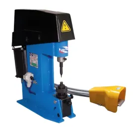 nitownica-do-szczek-hamulcowych-pun-1-pneumatyczna-mocna-i-precyzyjna