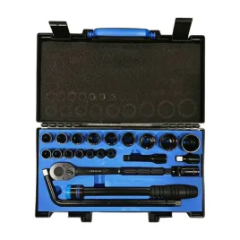 zestaw-nasadek-1-2-z-grzechotka-i-akcesoriami-22-czesci