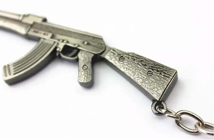brelok-do-kluczy-ak-47-karabin-stan-nowy