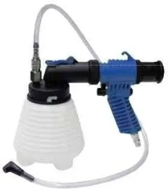 przyrzad-do-odpowietrzania-hamulcow-0-8-l