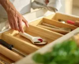 noz-do-pizzy-ringo-joseph-joseph-przeznaczenie-do-pizzy