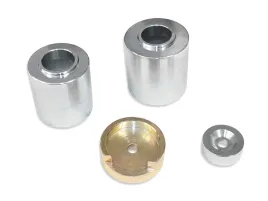 zestaw-adapterow-sworzni-wahacza-iveco-2014