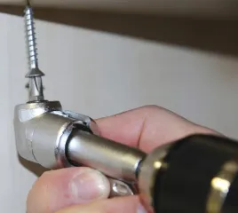 uchwyt-katowy-do-bitow-1-4-10-cz-bgs