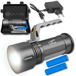 mocna-akumulatorowa-latarka-reflektor-szperacz