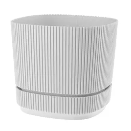 doniczka-plastikowa-z-podstawka-oslonka-17x17-cm-mat-biala-prazkowany-wzor